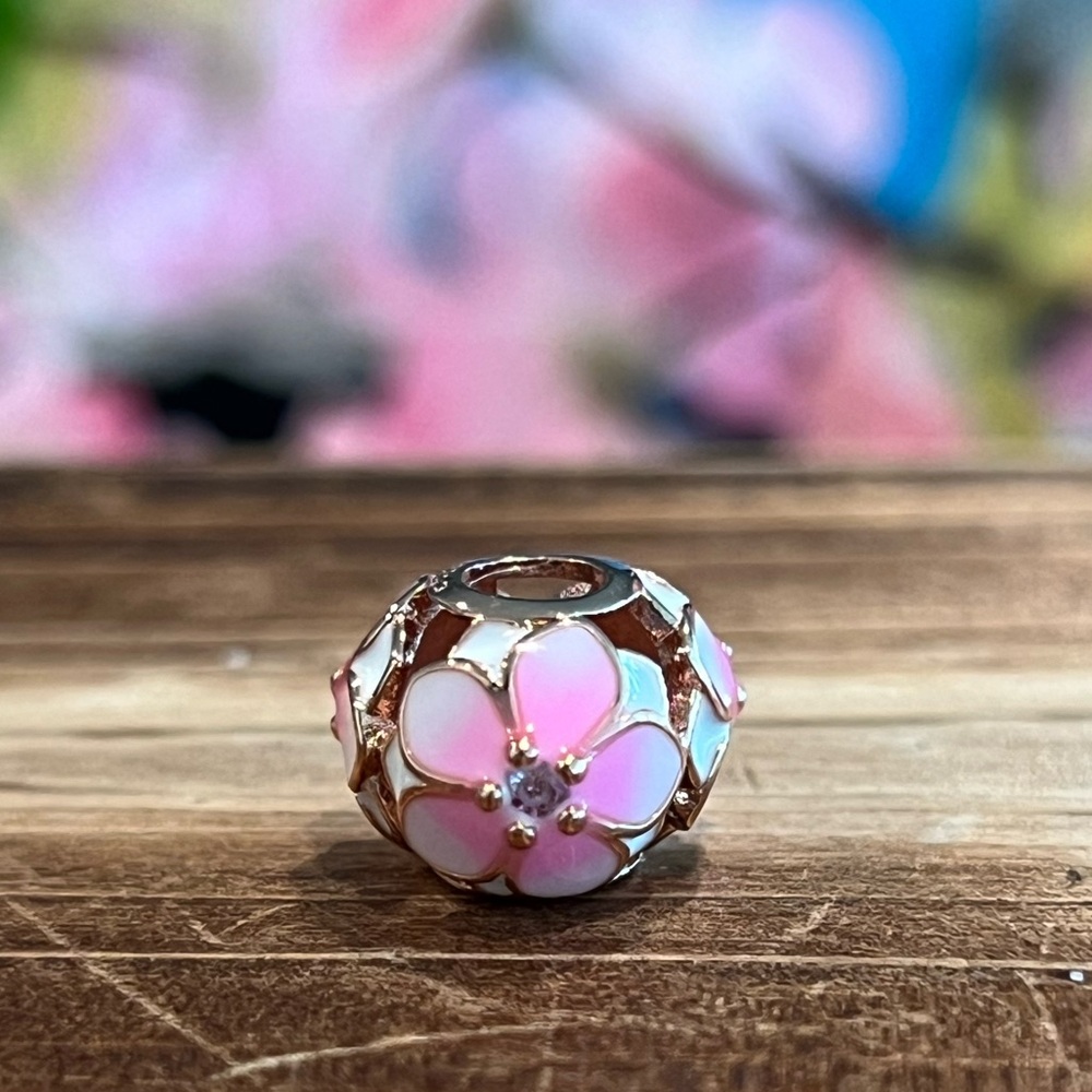 Pink Flower Charm - Picture 8 of 10